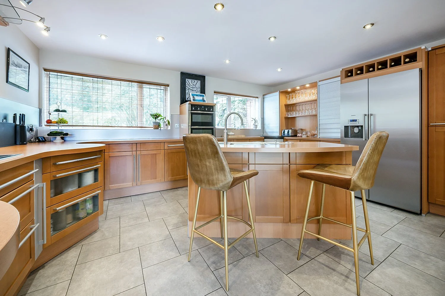 19TheCresHmptnnInArdnKt2s copy.jpg