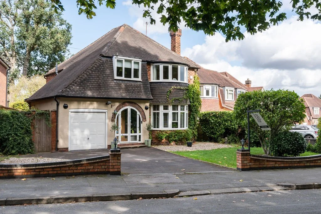 317StreetsbrookRoad-3.jpg
