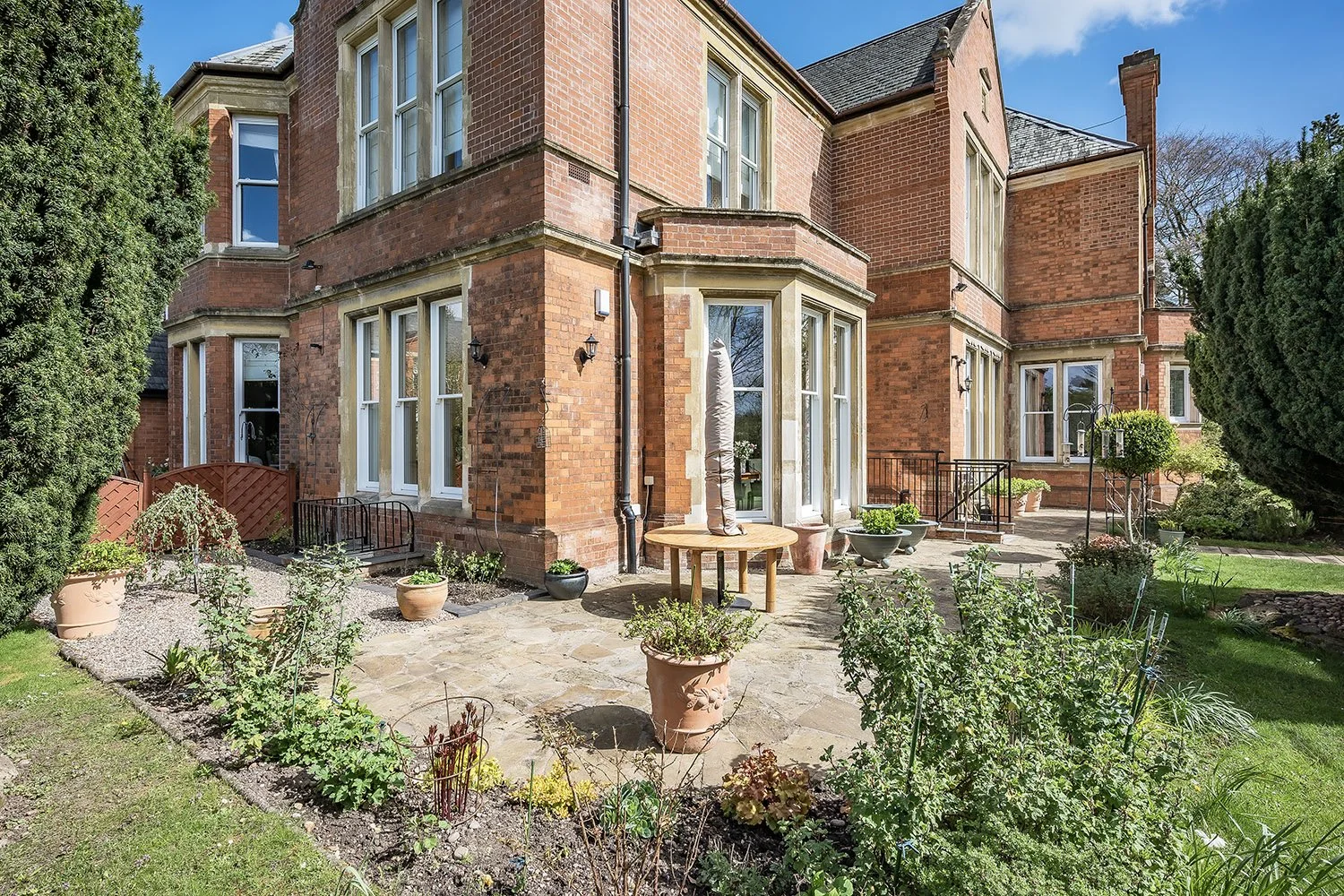 Apt1OltonCrtOlton26Rv4s copy.jpg