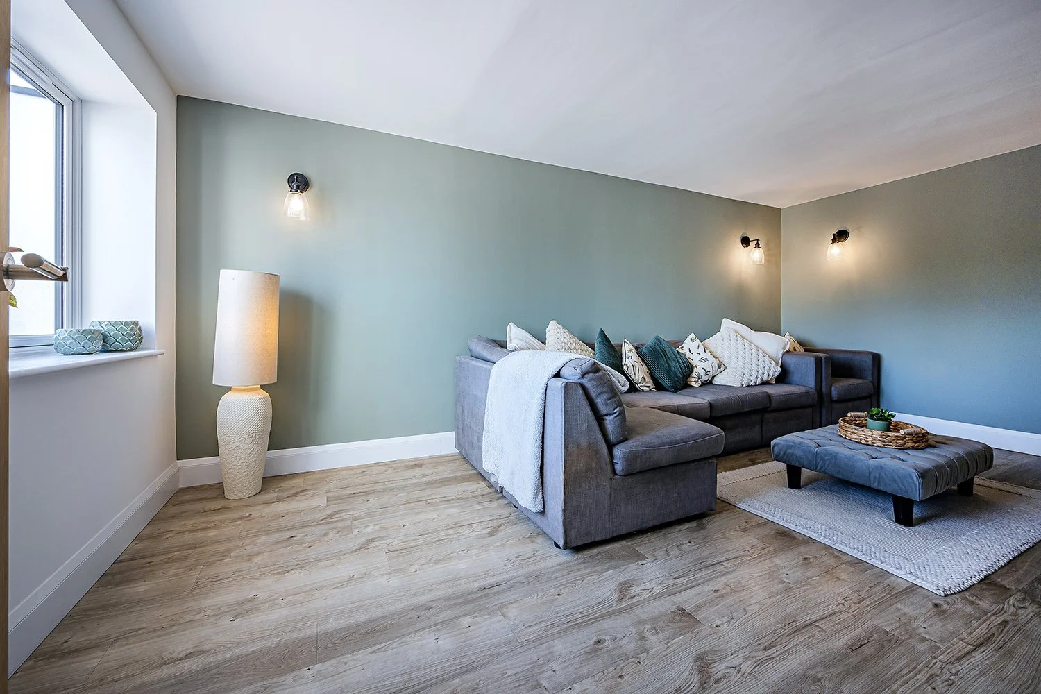 159ErlswdCommErlswdLv5s copy.jpg