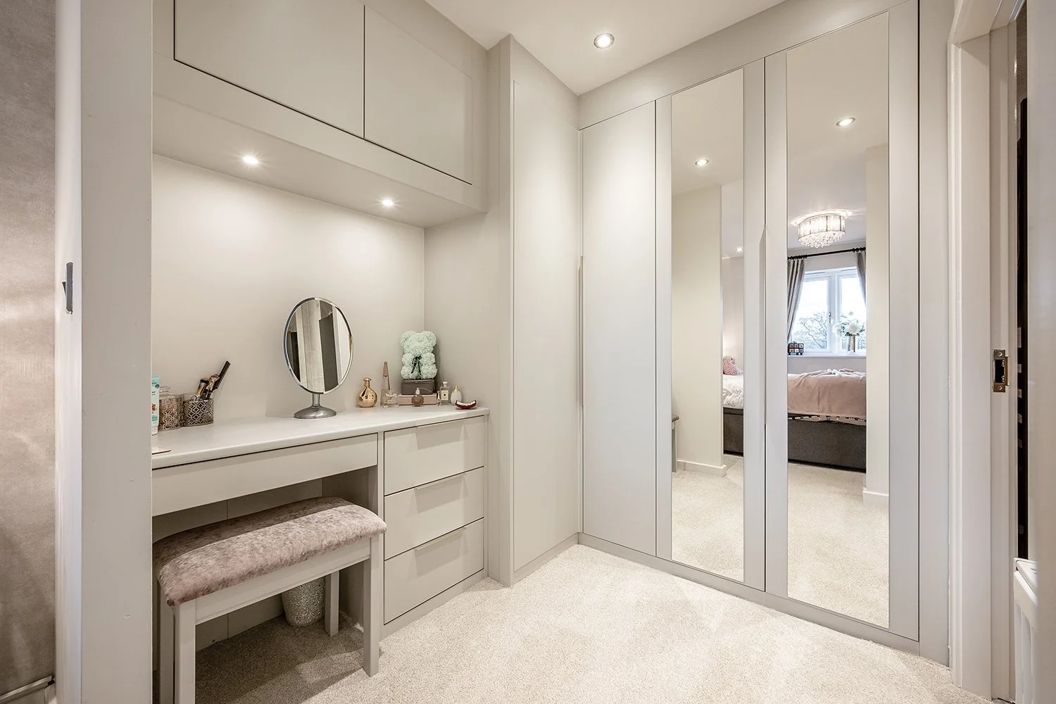 5PttfrClsBlytheVallDr1s copy.jpg