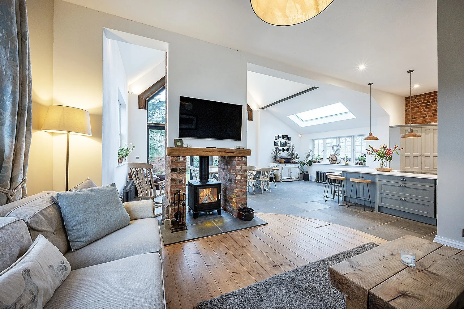 SprngbrookHseErlswdSa2s copy.jpg