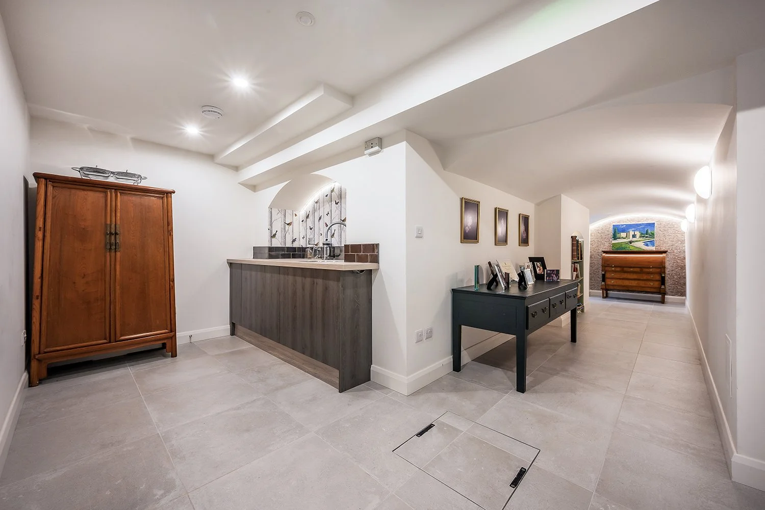 Apt1OltonCrtOlton26Sa2s copy.jpg