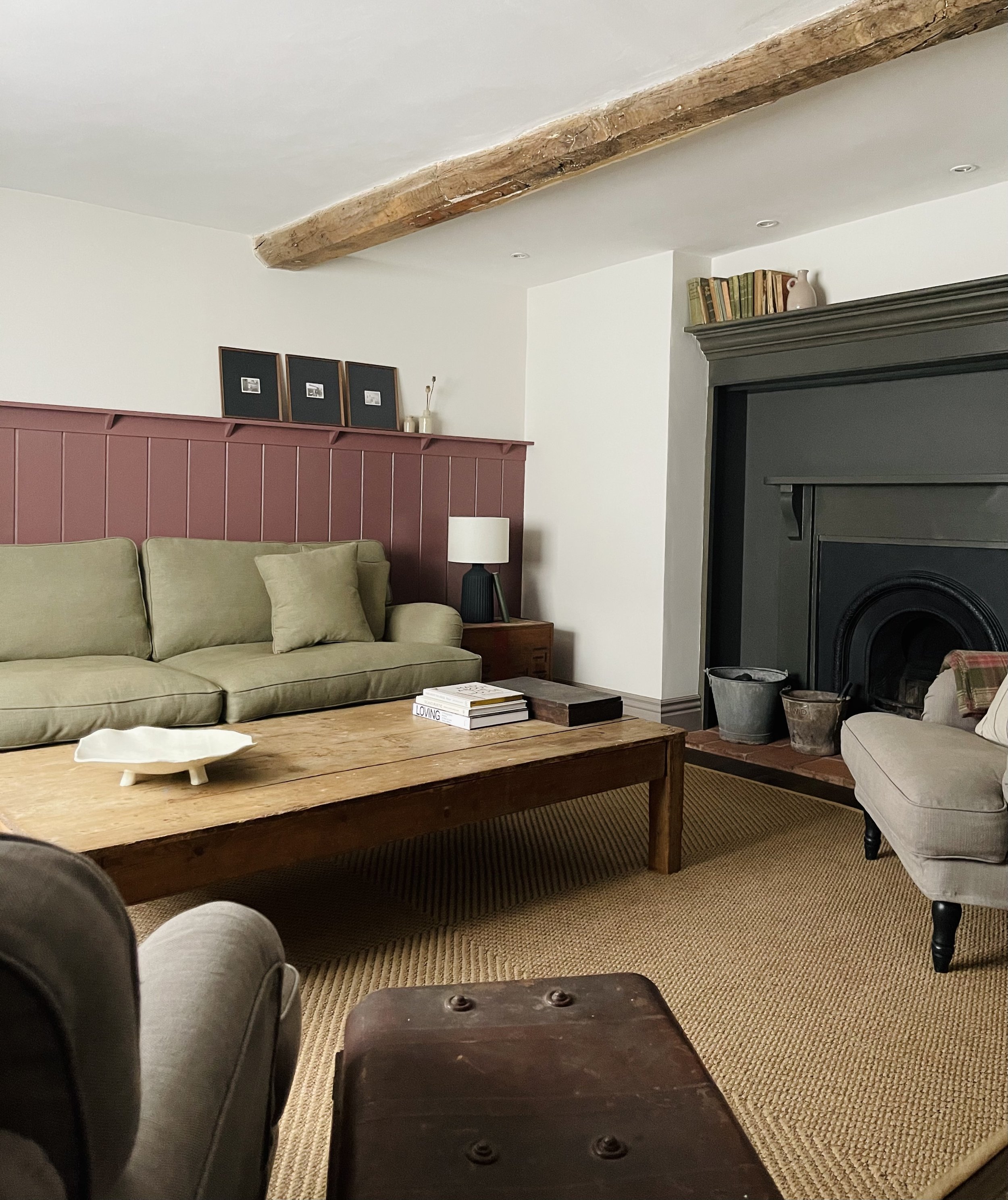 Lounge 01.jpg