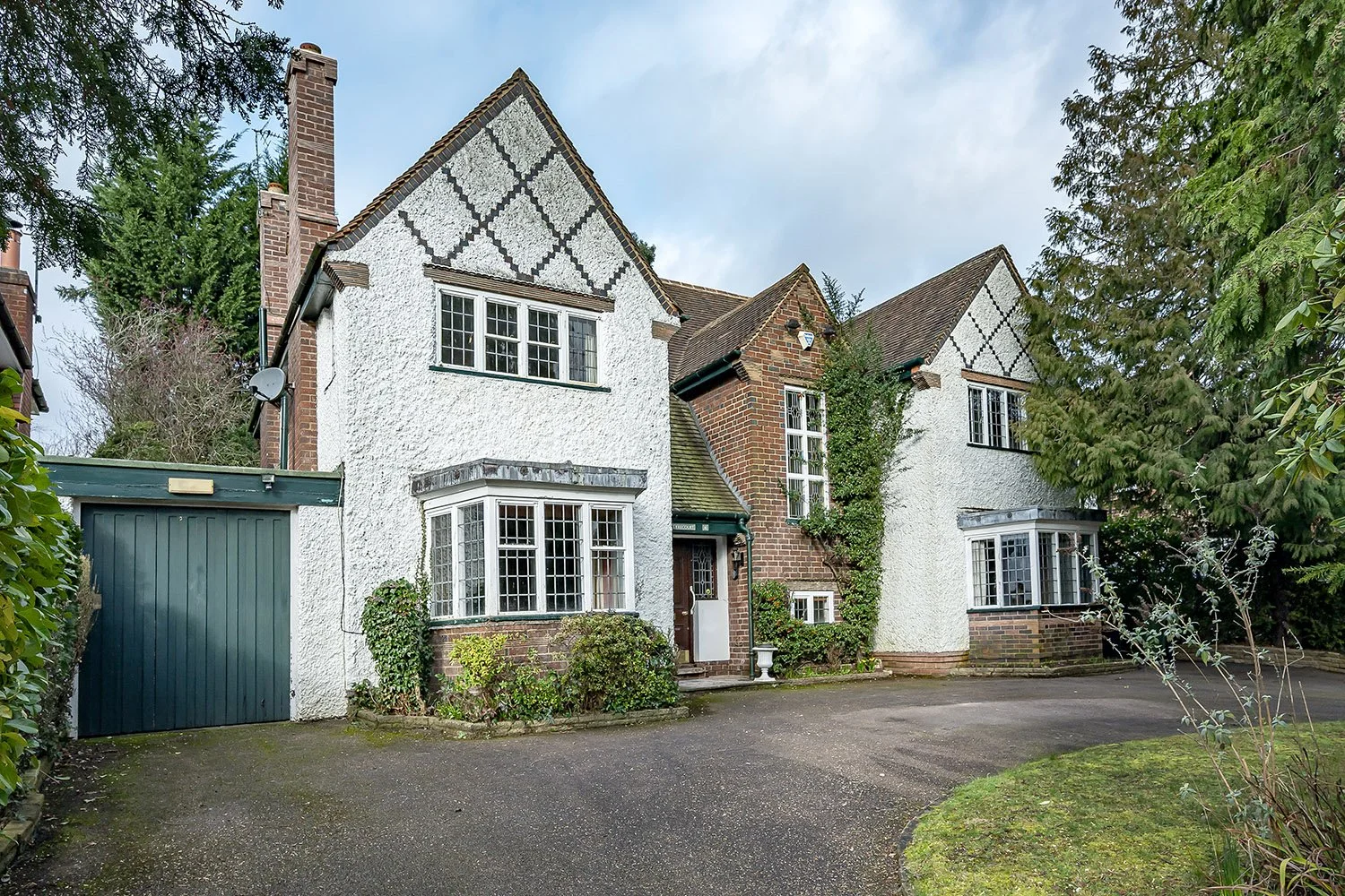 Solihull | 5 Bedrooms | £1,100,000