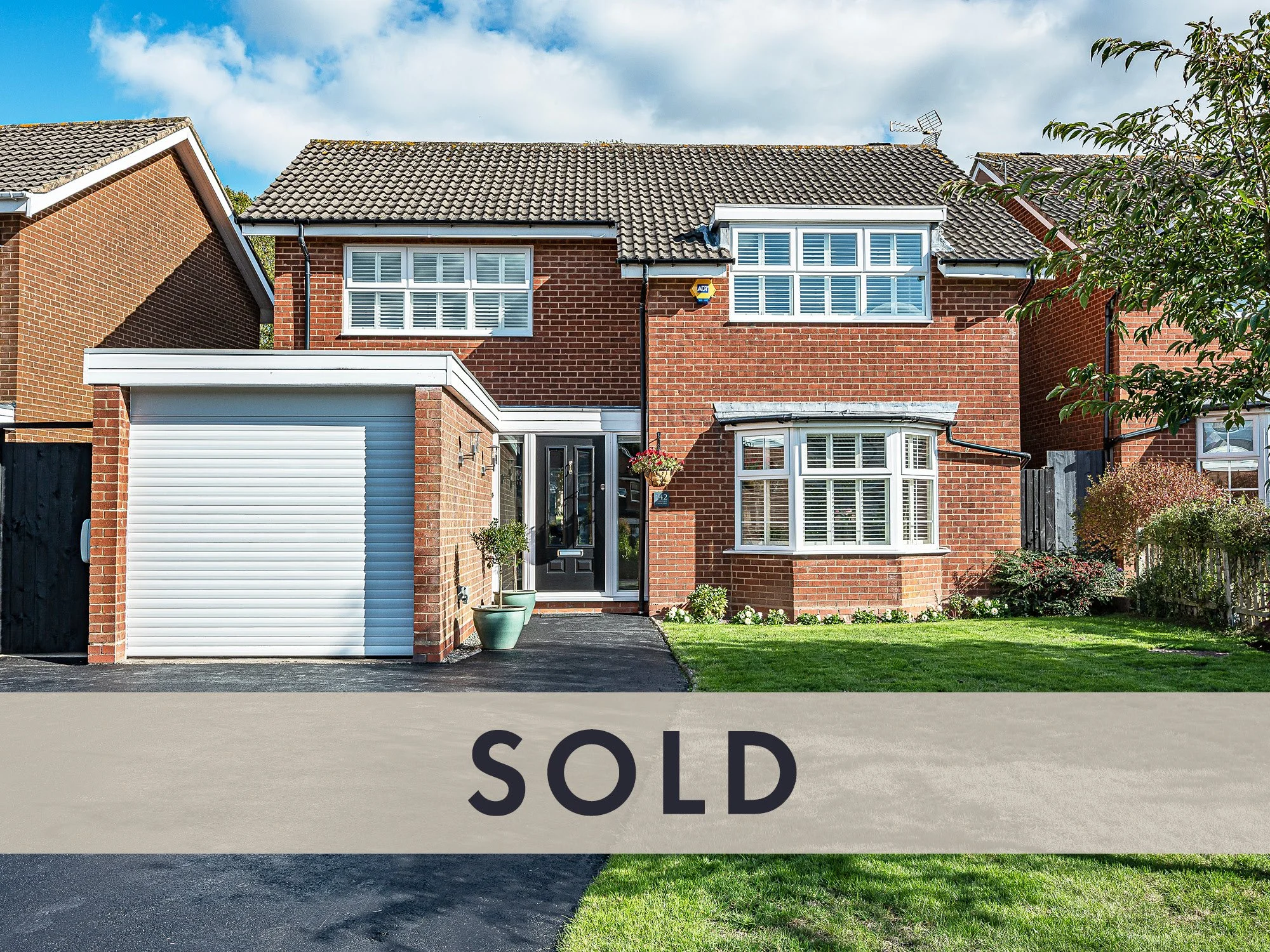 Knowle | 4 Bedrooms | £800,000