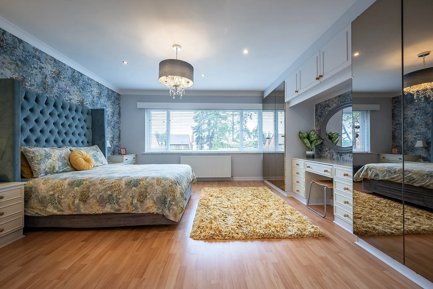 19TheCresHmptnnInArdnBd22s copy.jpg