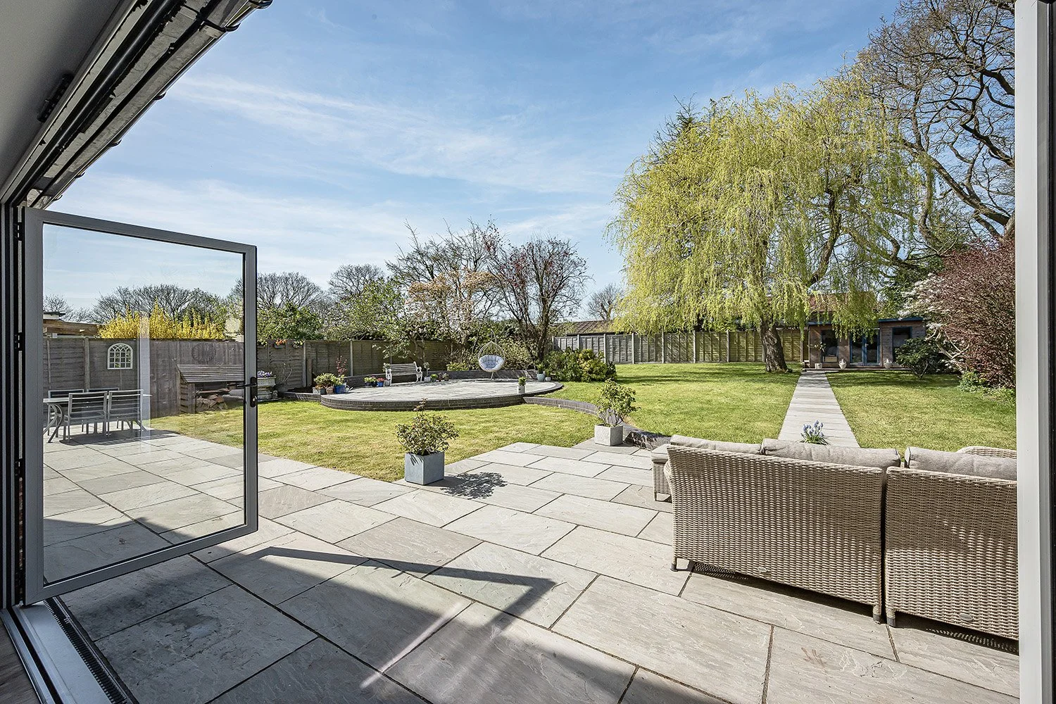 159ErlswdCommErlswdPv6s copy.jpg