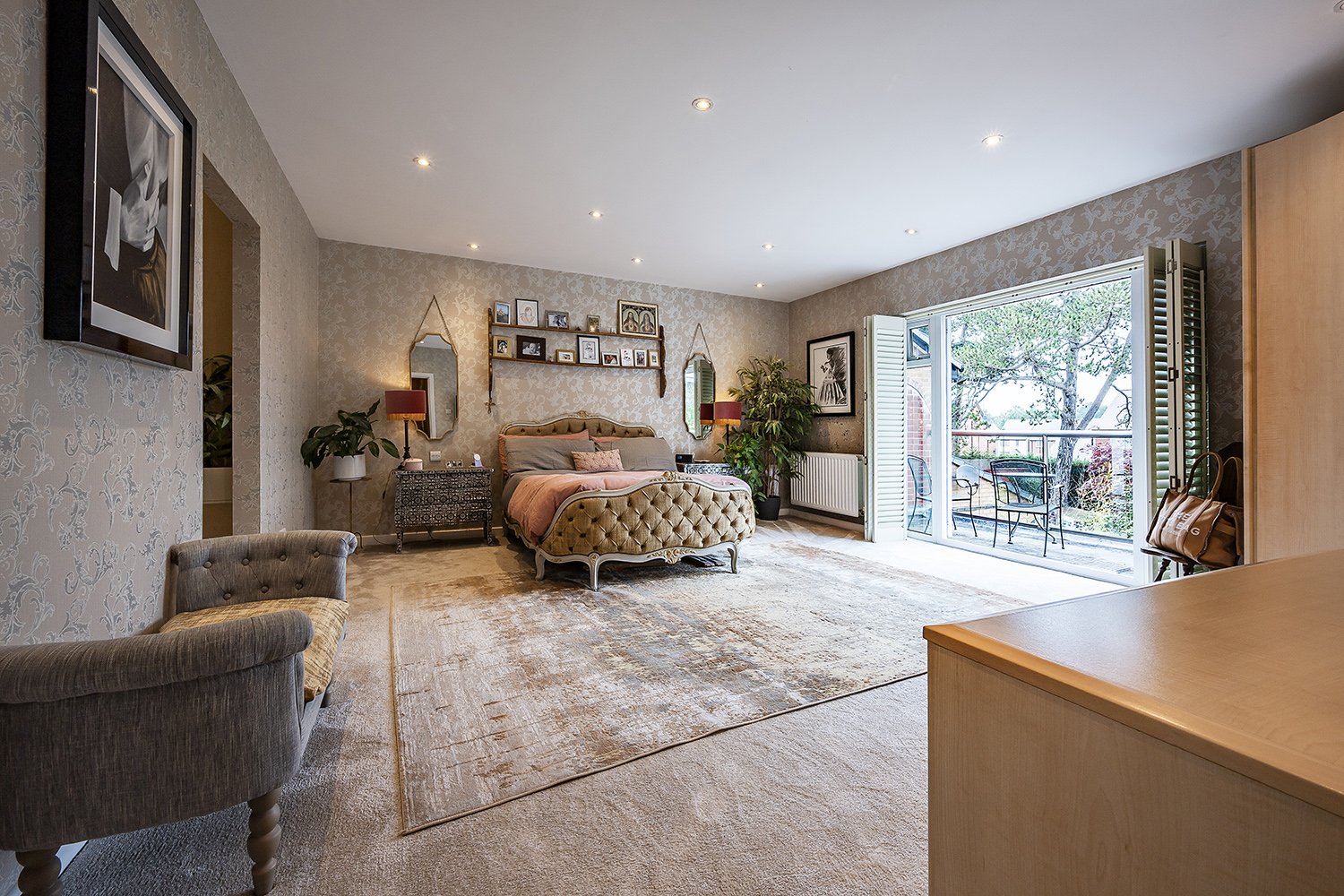 19TheCresHmptnnInArdnBd11s copy.jpg