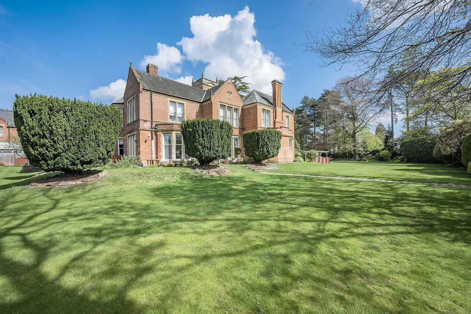 Apt1OltonCrtOlton26Gn1s copy.jpg