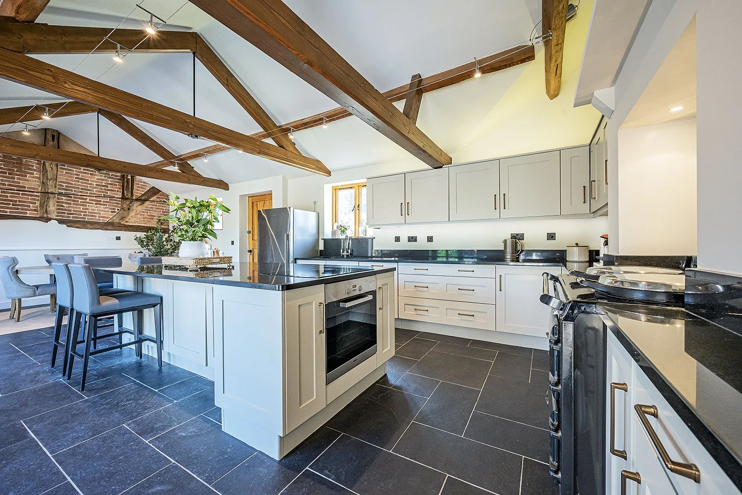 FoxhillGrngBallComnKt3s copy.jpg