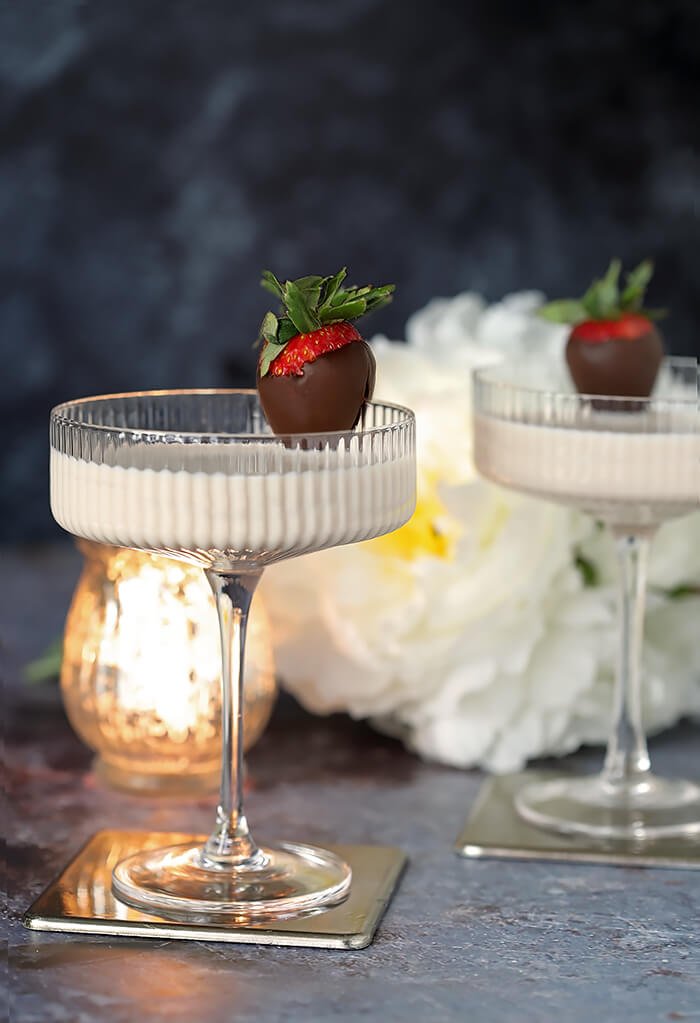 velvet-white-espresso-martini-cocktail-3.jpeg