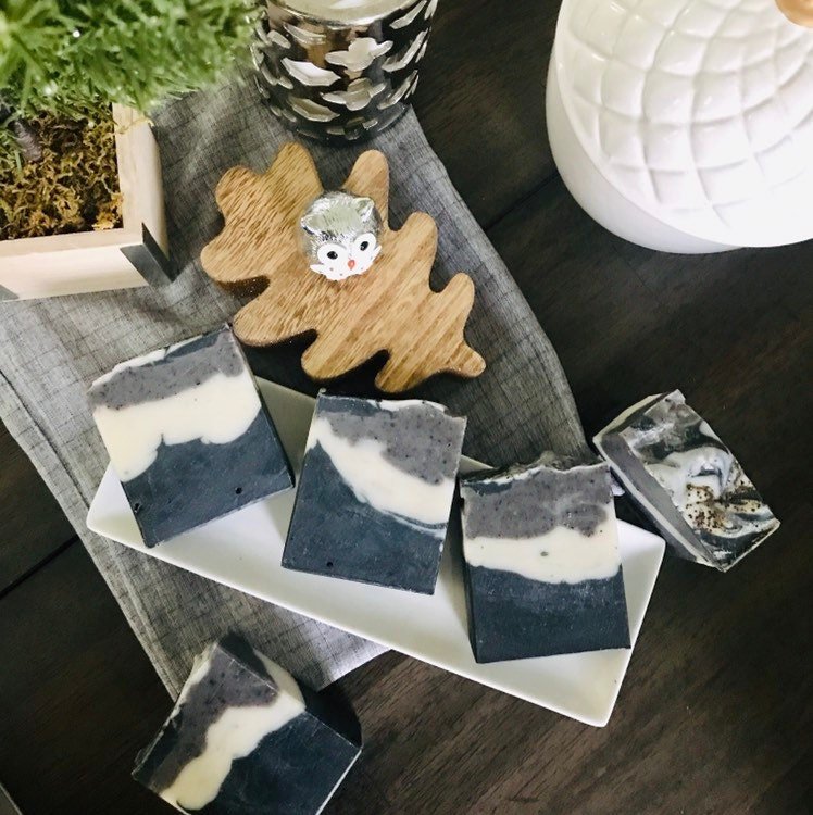 https://i.etsystatic.com/8560488/r/il/58d466/1669659496/il_fullxfull.1669659496_iz2c.jpg