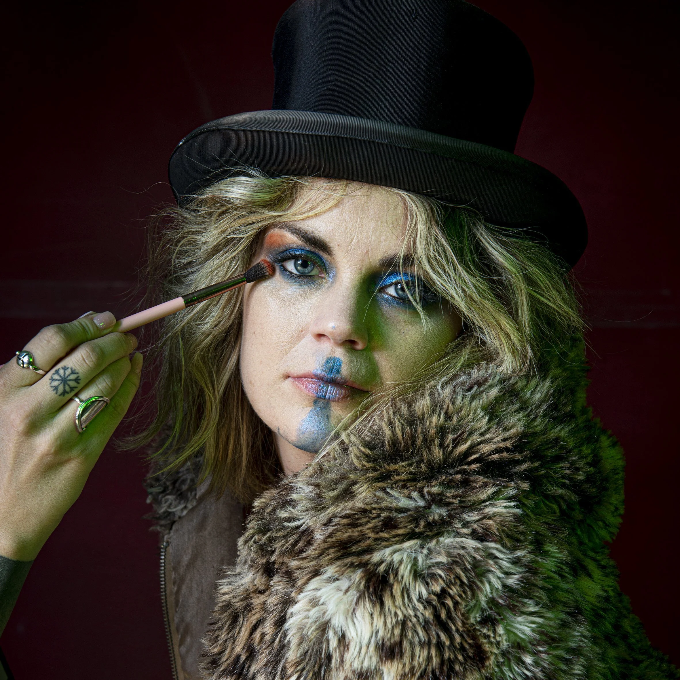 Ida Maria Drops Sizzling Pop Rock Single ‘I’m Busy’
