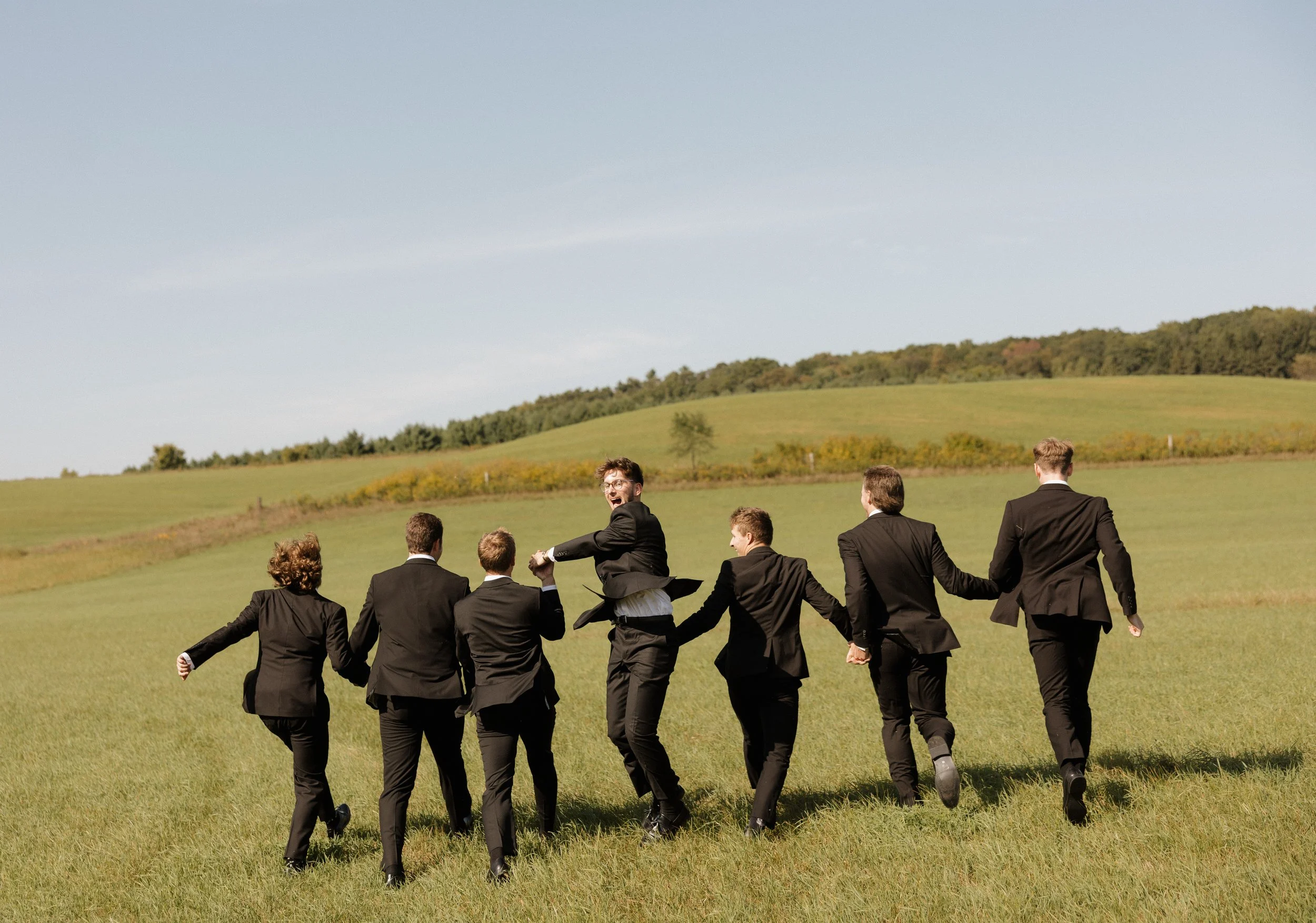 Groomsmen_In_Field.jpg