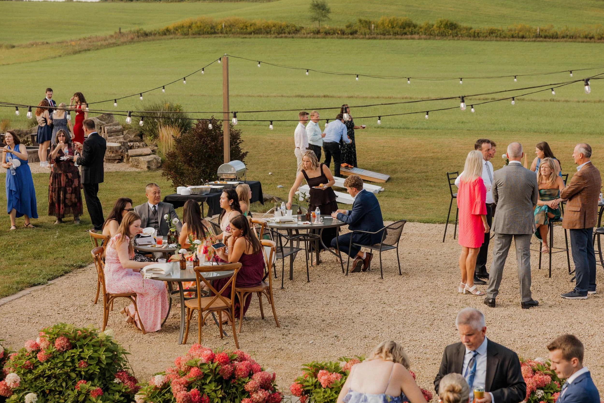 Wedding_Social_Hour.jpg
