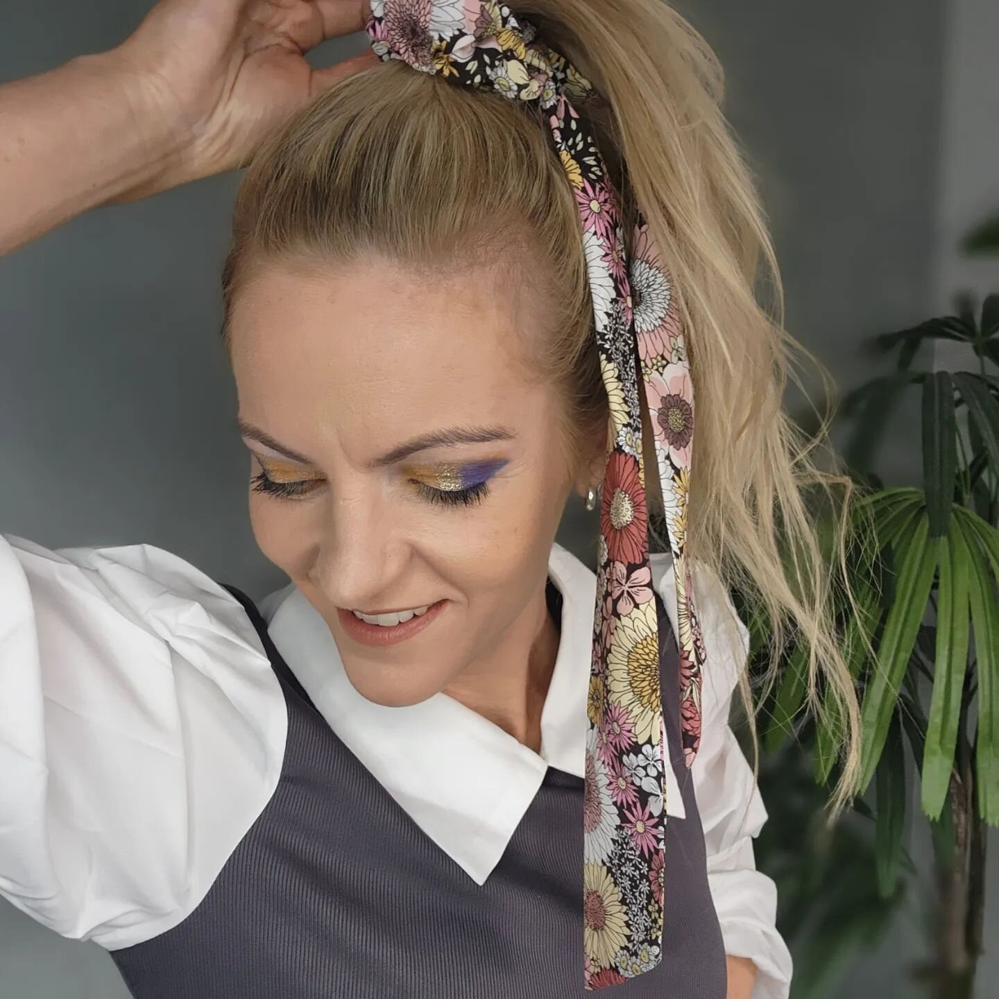 There are so many styles that can be created with this combo......... add the ribbon to a plat, make a bow let it hang or tie around the neck...loosely of course 😉 Now only $10......
Check out Urban Twist new prices🥰
#shopnow #shoponline #beyou
