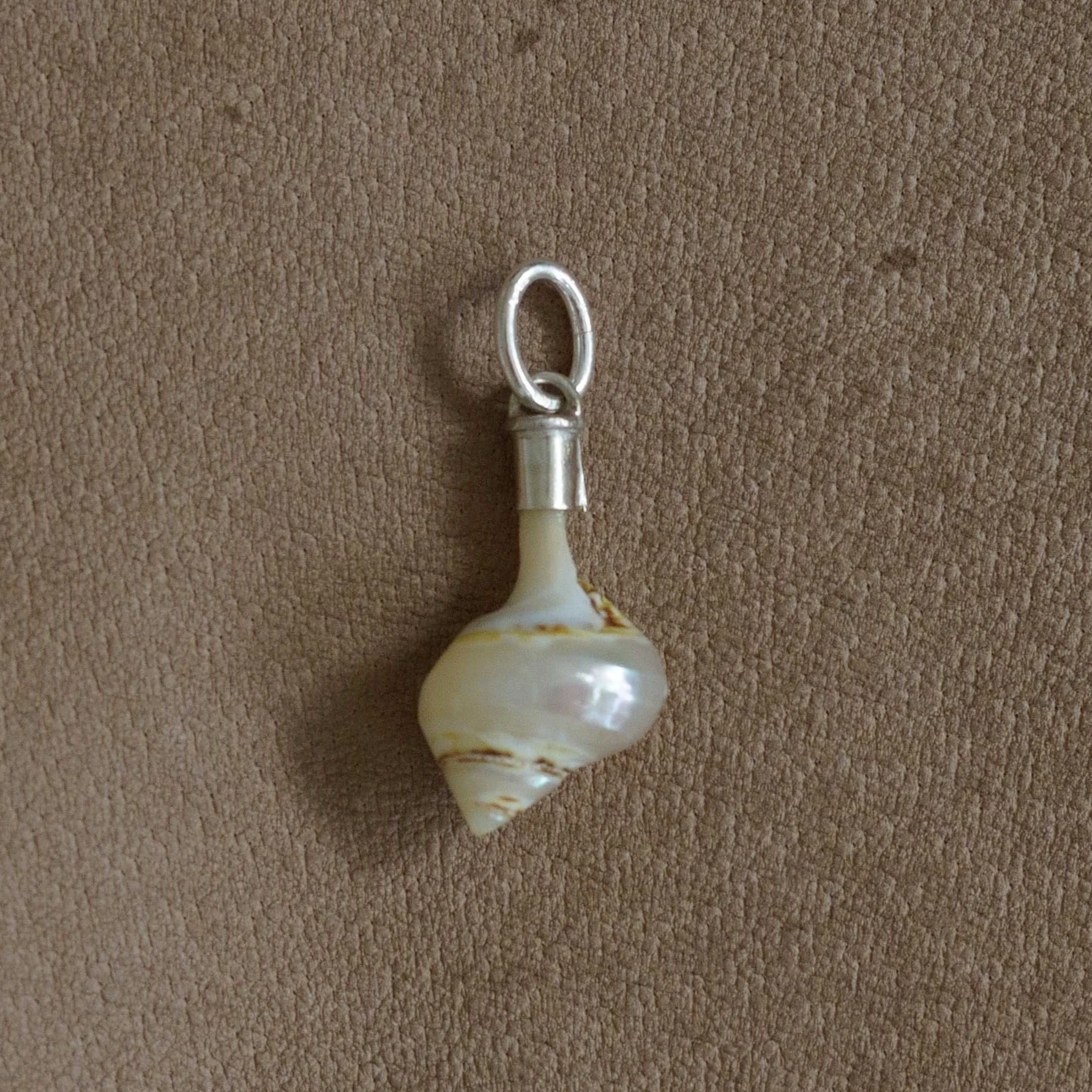 MATTER trinket 09