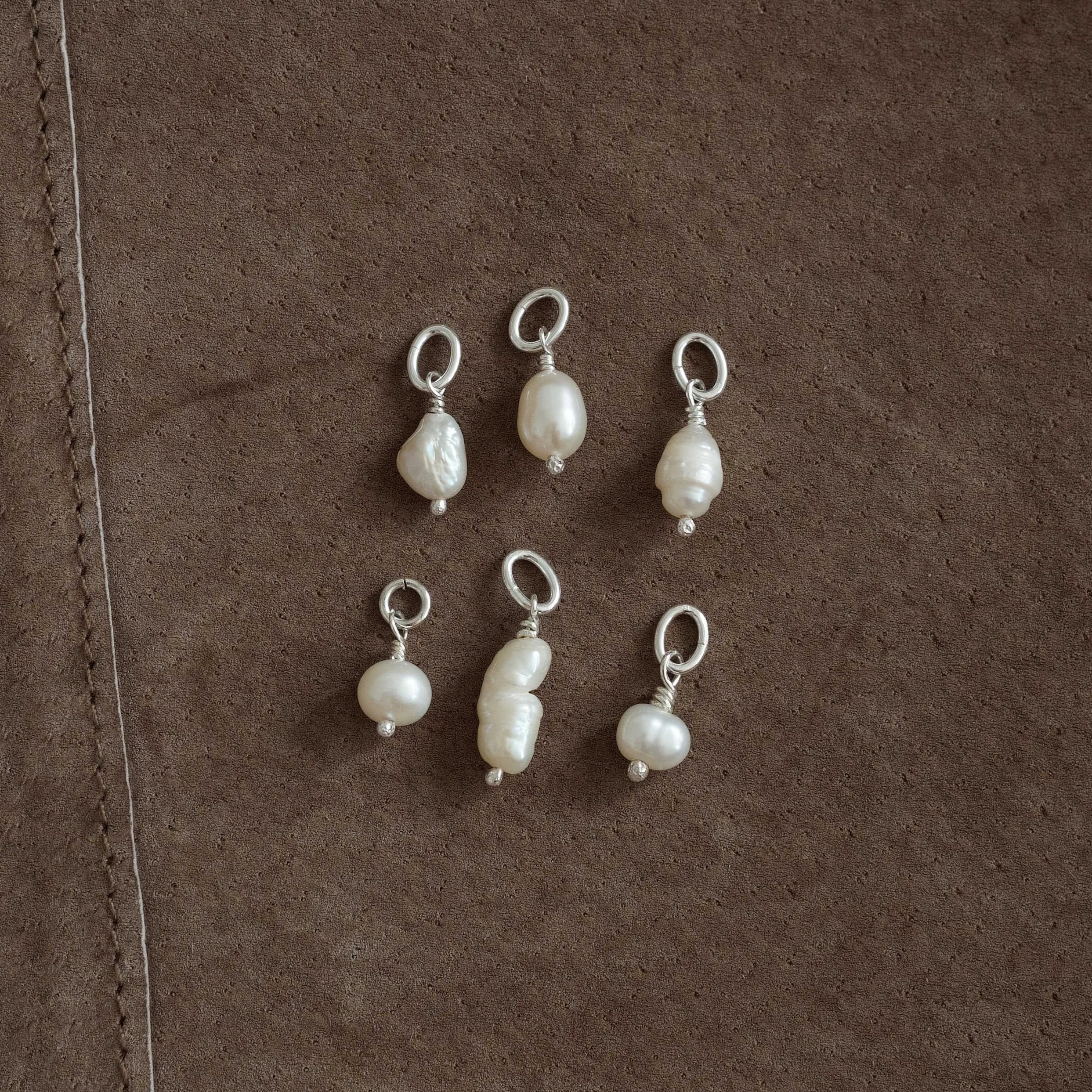 KEEPER tiny pearl trinkets