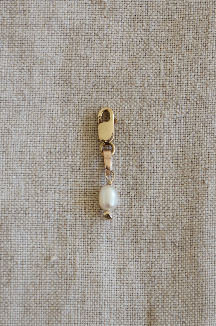 9ct gold & reclaimed pearl trinket