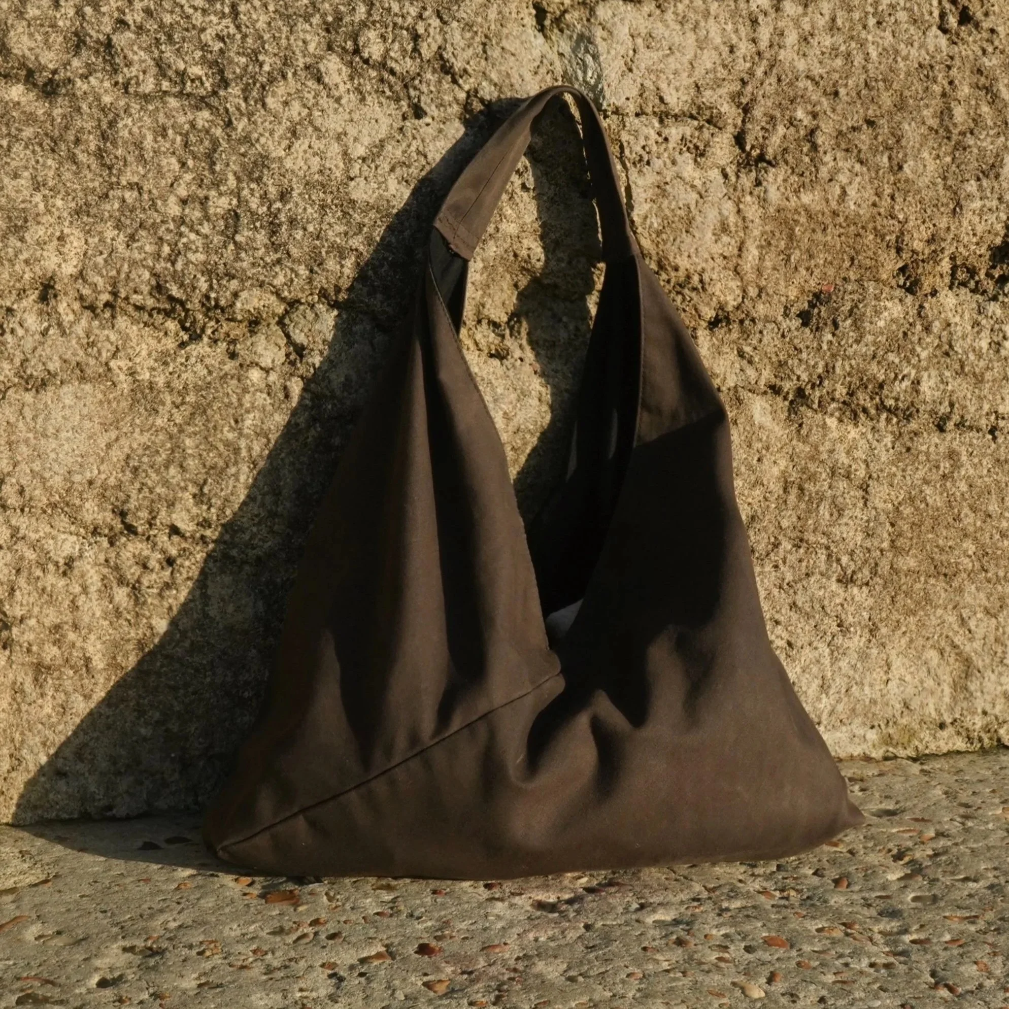 Deadstock waxed cotton shoulder bag with black cotton lining