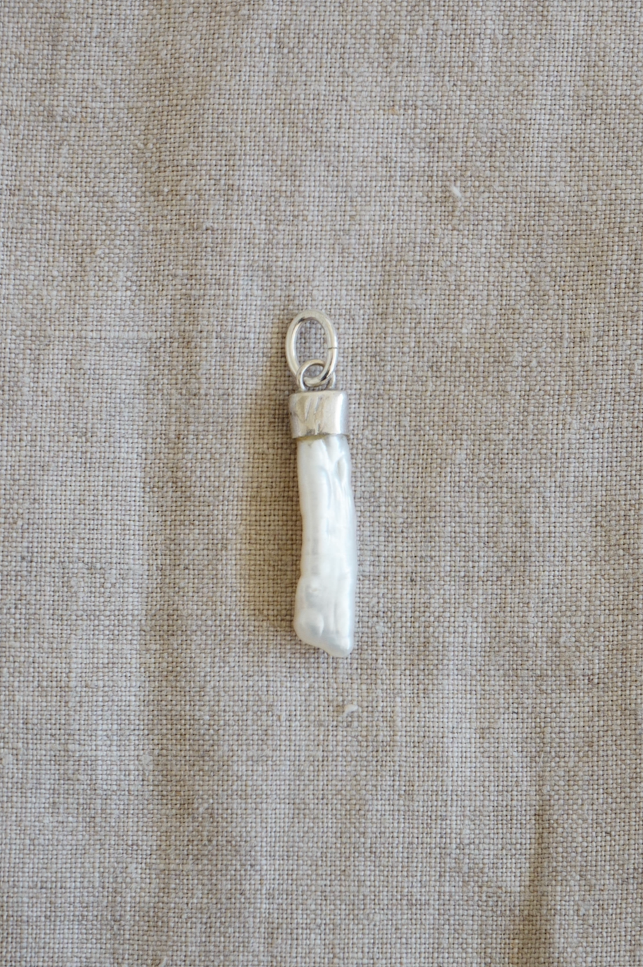 chunky reclaimed pearl trinket