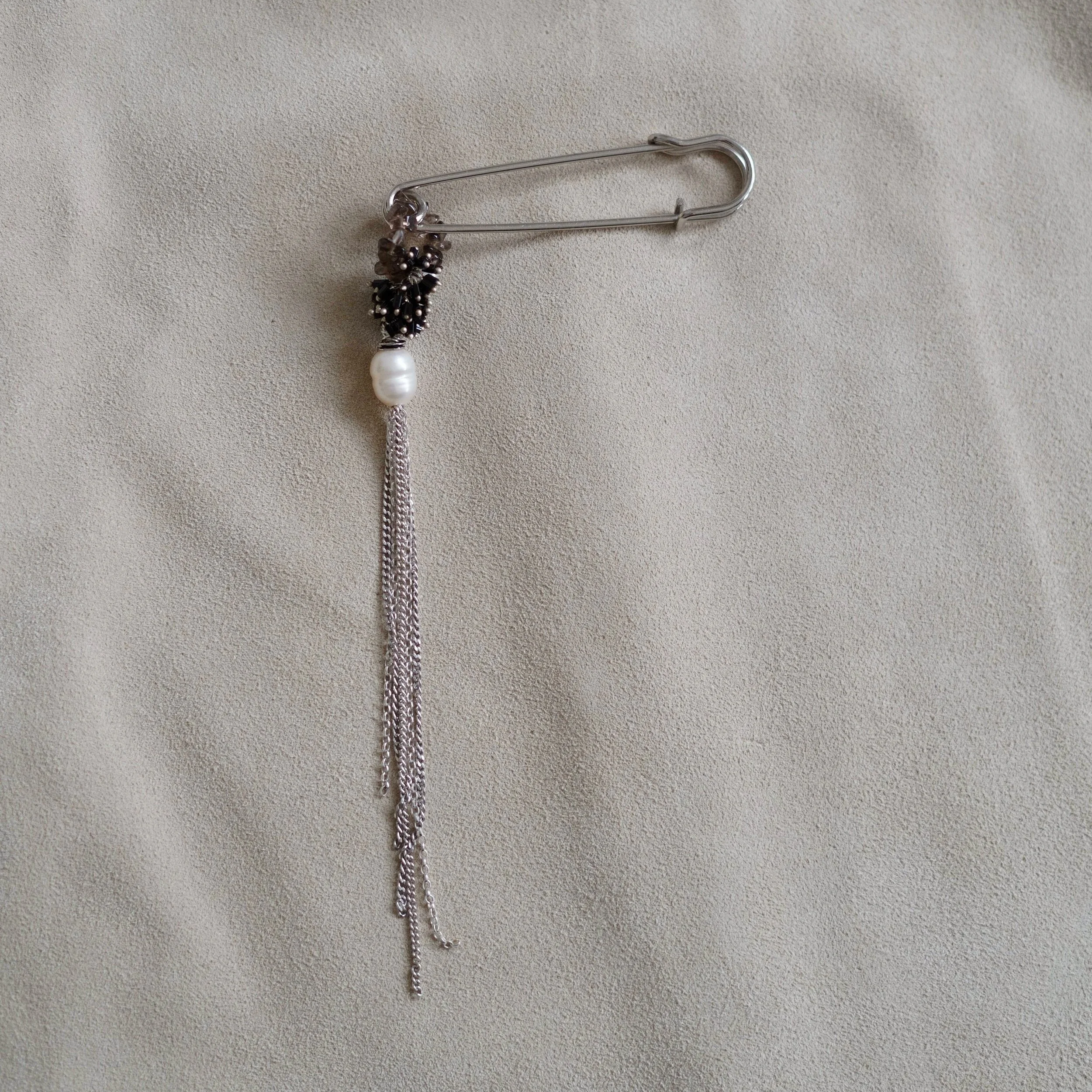 ASH pin 01