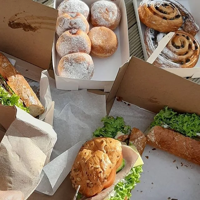 Because you cant do epic planning without epic sandwiches...
🥪🥪🥪🥪🥪🥪🥪
The @motuekahighschool KM elective girls are working to plan activities to run at school to encourage more girls to enjoy being active.. we're excited to help get their ideas underway!