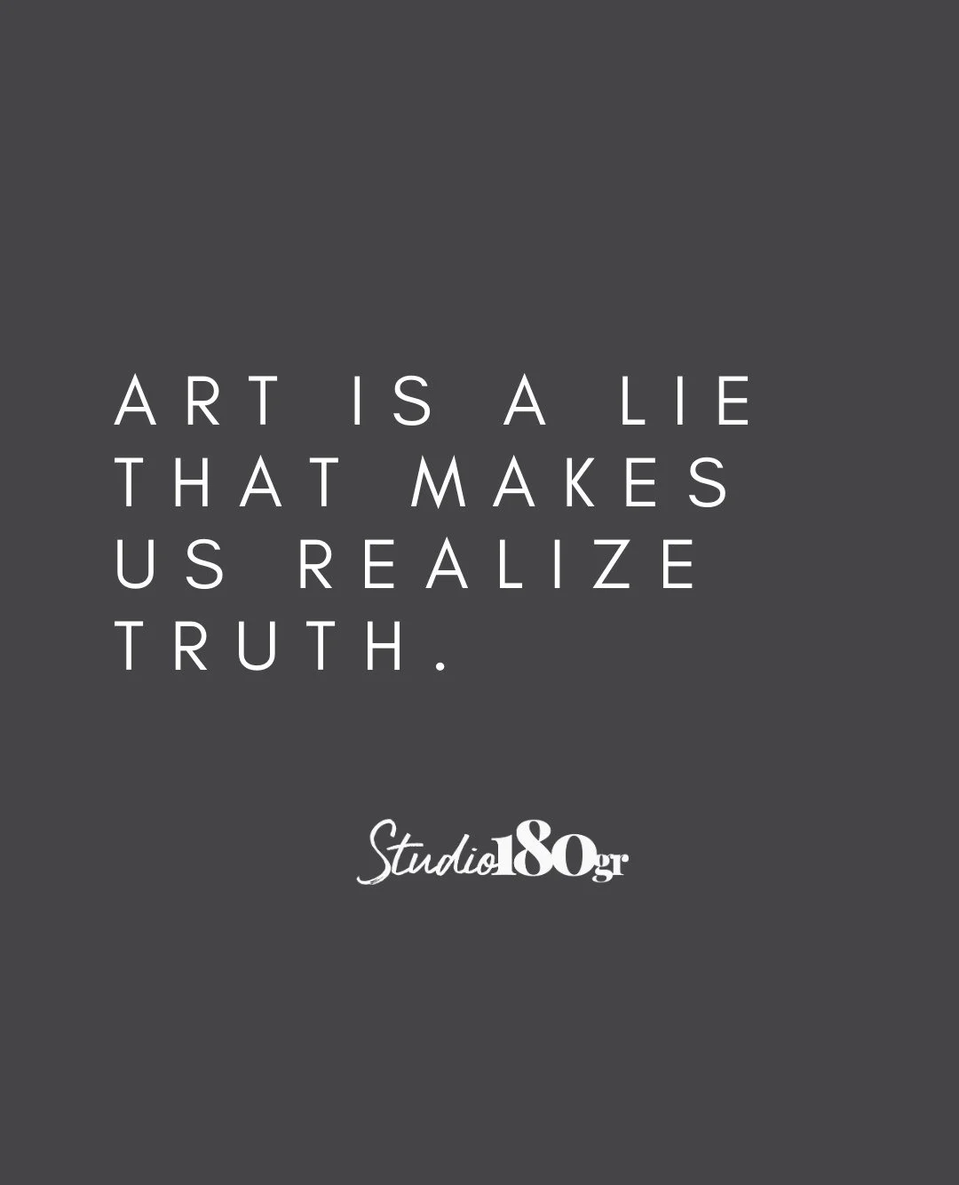 Hay ideas que no se entienden del todo al principio. Solo se sienten. ⁠
Y muchas veces, ah&iacute; empieza lo interesante: cuando una imagen, una prenda o una forma no solo se ve bien, sino que activa algo m&aacute;s profundo, m&aacute;s verdadero, m