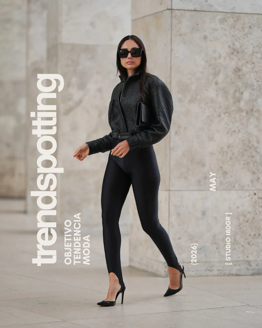 TRENDSPOTTING - Mayo .26⁠
⁠
[ Leggings fuseau ]⁠
⁠
Volvemos a ver el legging fuseau. Se aleja de su lado m&aacute;s deportivo y entra en un terreno m&aacute;s sofisticado: combinado con tac&oacute;n, prendas estructuradas y siluetas depuradas que lo 