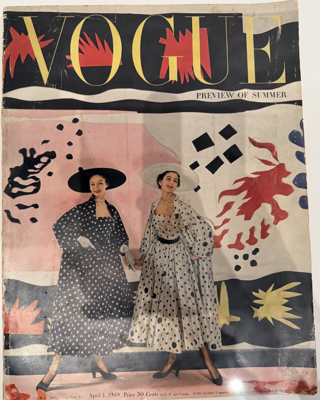 Notas visuales de estos d&iacute;as.⁠
⁠
Una portada de Vogue de una exposici&oacute;n de Matisse en Chicago. ⁠
Cerezas de cristal en una tienda de moda. Objetos de casa que, de pronto, parecen imprescindibles en cualquier armario.⁠
La idea de que hay