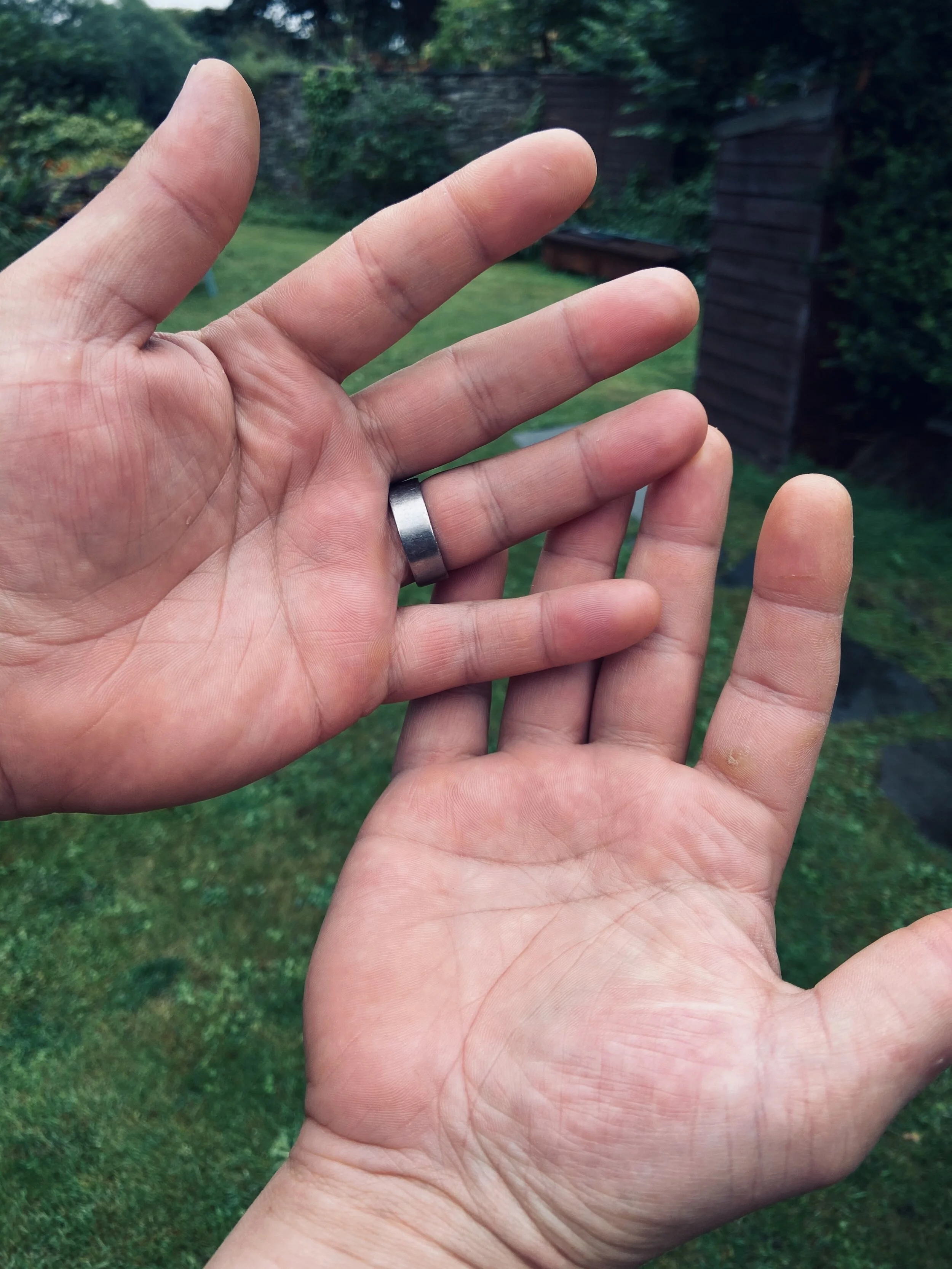 Look at these soft paws…