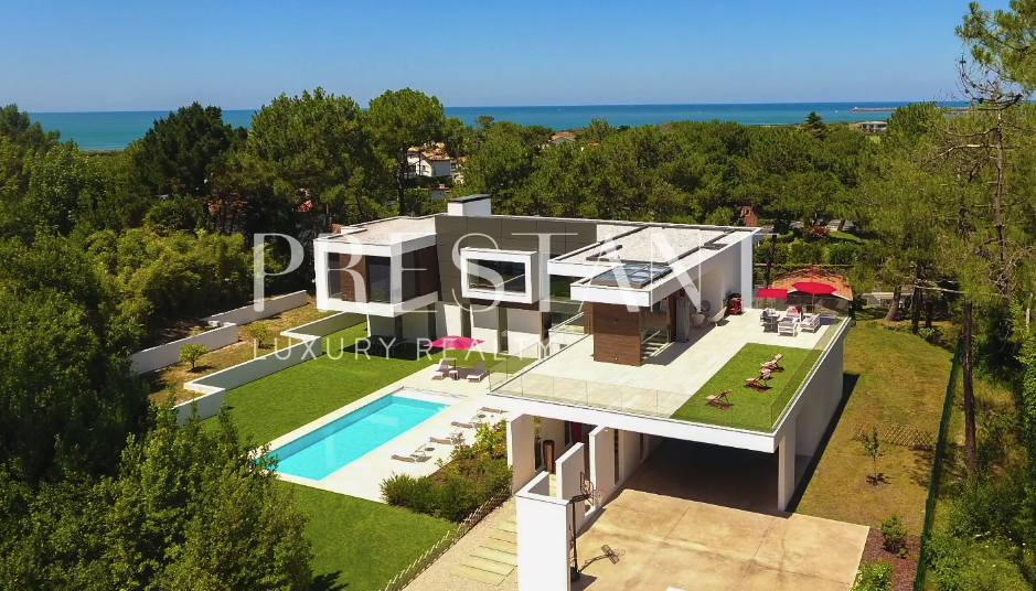 Exceptional villa in Chiberta – California elegance meets French art de vivre, ANGLET