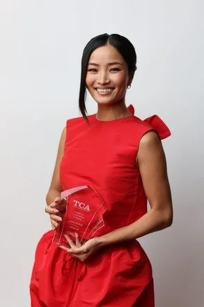 imgi_5_anna-sawai-accepts-award-individual-achievement-drama-440nw-14582747k.jpg