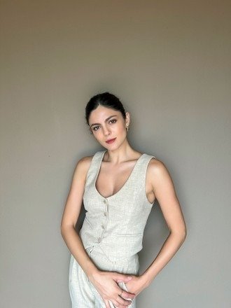 imgi_29_exclusive---monica-barbaro-440nw-12775187s.jpg