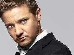 Jeremy Renner 2.jpg