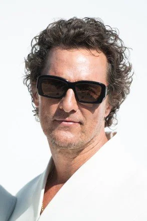 matthew-mcconaughey-attending-jacquemus-menswear-springsummer-2026-440nw-15379182a.jpg
