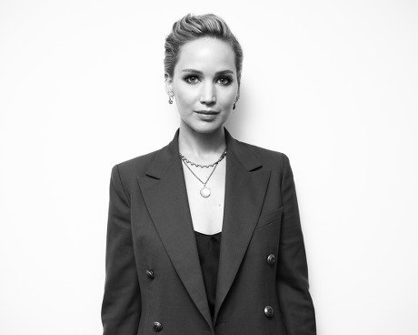 jennifer-lawrence-440nw-9411889bf.jpg