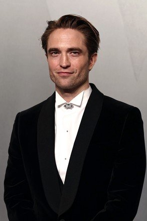 robert-pattinson-440nw-16776218pb.jpg
