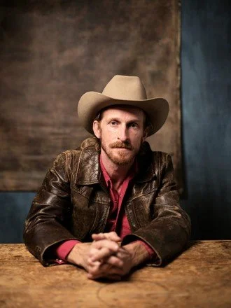austin-amelio---bunnylovr-440nw-15119083yp.jpg