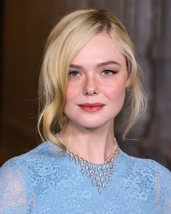 elle-fanning-wearing-gucci-arrives-14th-annual-440nw-15667159hz.jpg