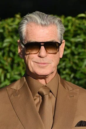 pierce-brosnan-440nw-15449189bc.jpg