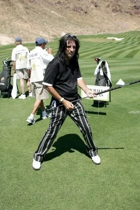 alice-cooper-440nw-521632q.jpg