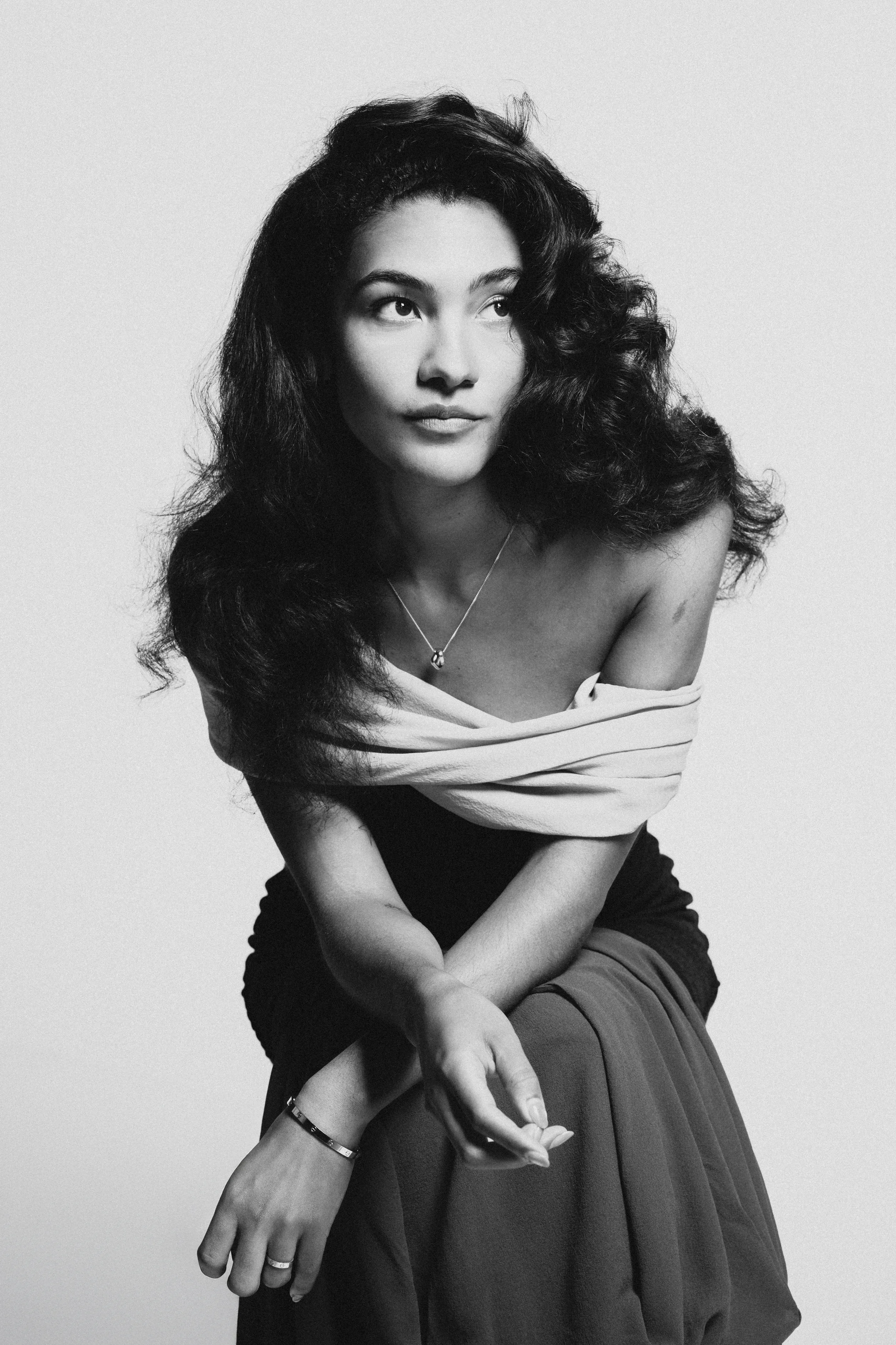 Olivia Dean bw10.webp