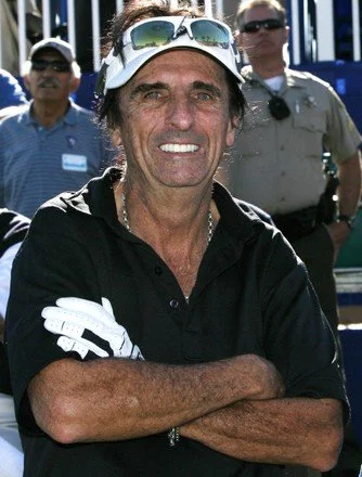 rocker-alice-cooper-arrives-first-tee-during-440nw-12292342bg.jpg