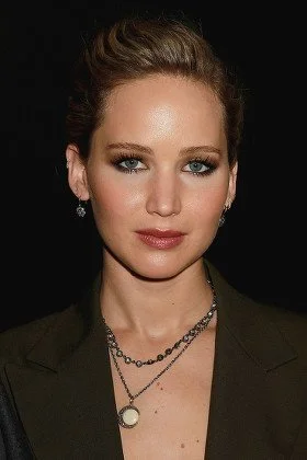jennifer-lawrence-440nw-9411734k.jpg