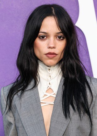 american-actress-jenna-ortega-wearing-mcqueen-pre-440nw-16894269hf.jpg