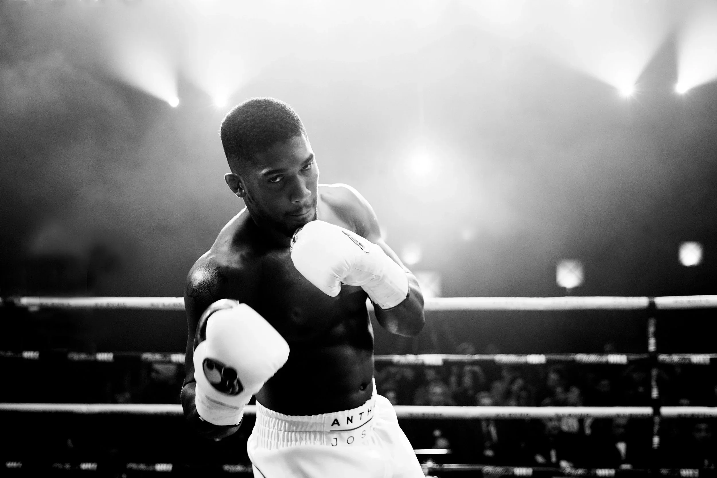 Anthony Joshua bw78.webp