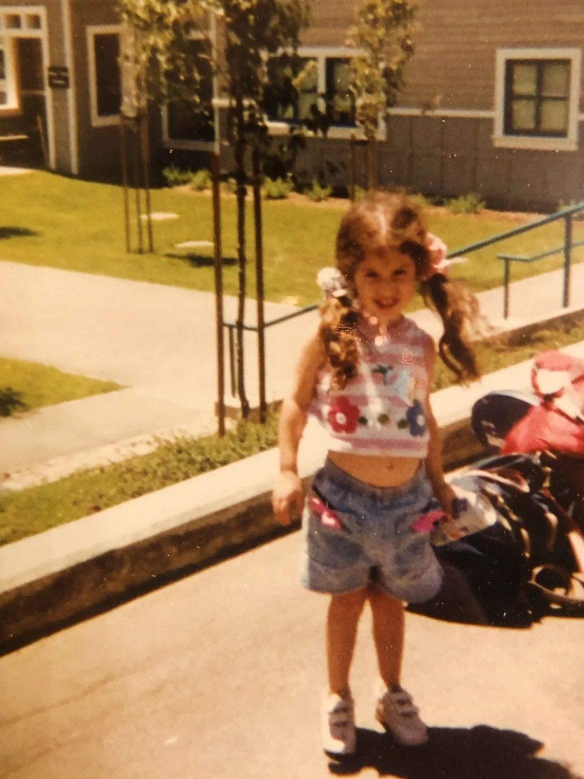 🦁 I know, you&rsquo;re not sure if this group is for you, and your face looks something like one of disgust and terror. But dear ones, we can be brave in facing our darkness, and we can be gentle. It&rsquo;s possible. 

✋🏻 This is your hand reachin