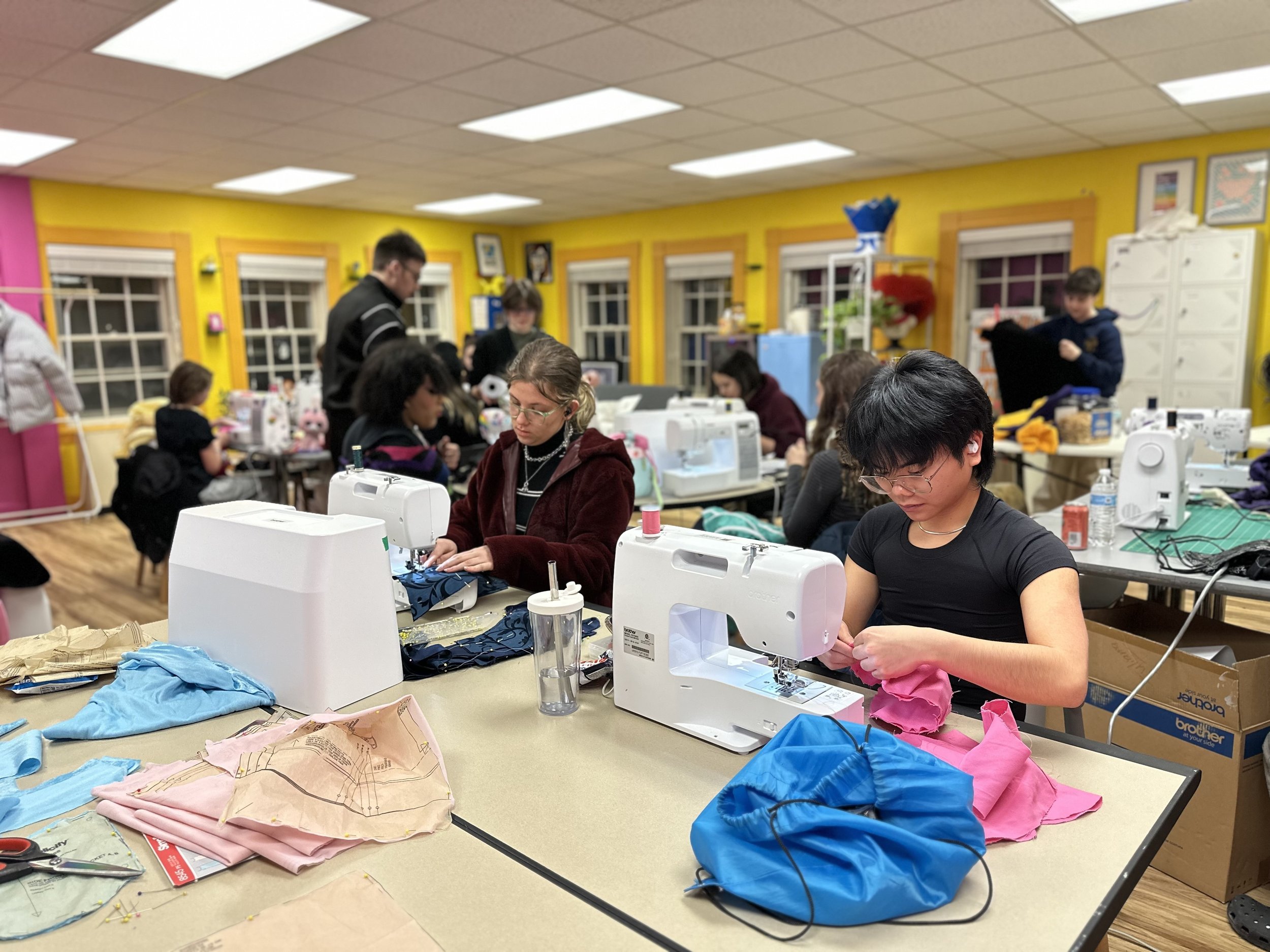 Sewing Machine 101 Ages 16+